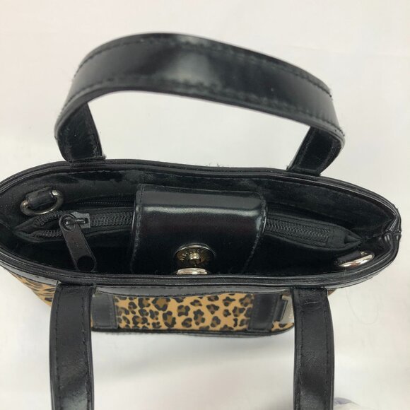 Rosetti Leopard and Black Multi-Pocket Small Purse with Pom-Pom Cat Keychain - Picture 10 of 12